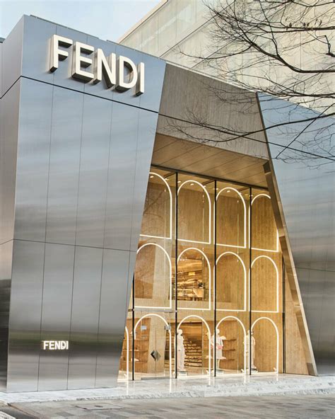 fendi shops in japan